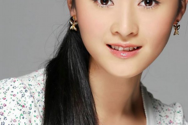 走进杭州,体验茶香与牌局交织的悠闲时光! 走进杭州,体验茶香与牌局交织的悠闲时光!